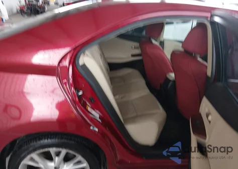 2010 Lexus Hs 250H Premium z USA, uszkodzony, nr VIN JTHBB1BA2A2003114